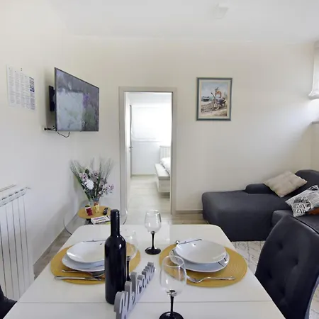 Upscale Fully Equipped