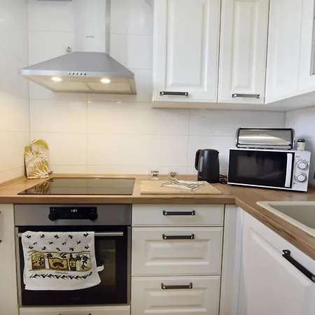 Upscale Fully Equipped سافودغيا