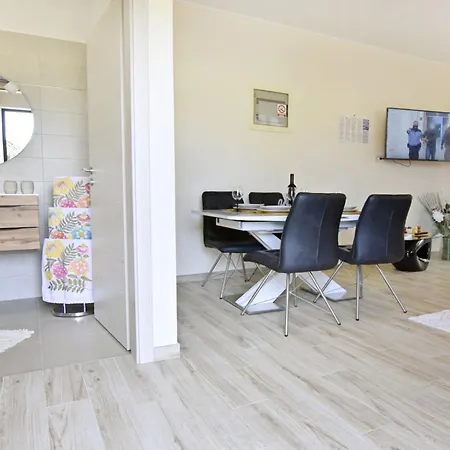 Upscale Fully Equipped شقة سافودغيا